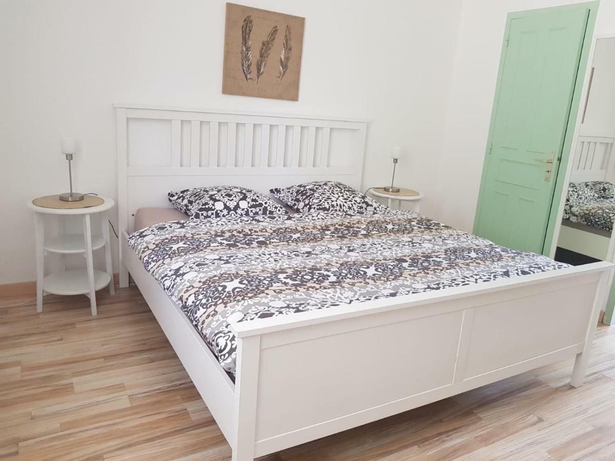 Bed and Breakfast Le Venay Frontenaud Zewnętrze zdjęcie